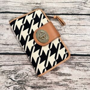 Spartina 449 Red and Tan Linen and Leather Billfold Wallet